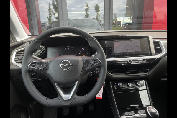 Opel Grandland 1.2 Turbo | 18" Velgen | Camera | Stoel/Stuurwiel verwarming | regensensor | Navigatie