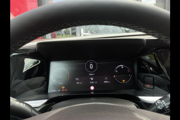 Opel Grandland 1.2 Turbo | 18" Velgen | Camera | Stoel/Stuurwiel verwarming | regensensor | Navigatie
