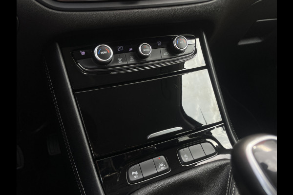 Opel Grandland 1.2 Turbo | 18" Velgen | Camera | Stoel/Stuurwiel verwarming | regensensor | Navigatie