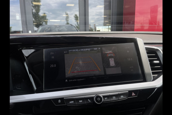 Opel Grandland 1.2 Turbo | 18" Velgen | Camera | Stoel/Stuurwiel verwarming | regensensor | Navigatie