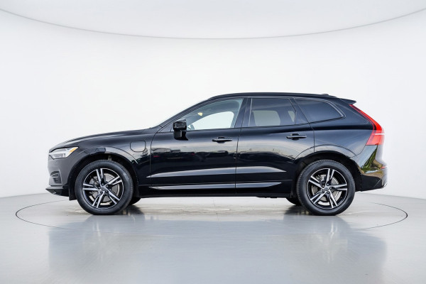 Volvo XC60 2.0 T8 Twin Engine AWD /Pano/R-Design/H&K