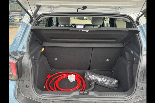 Citroën ë-C3 Max 113pk 44 kWh VAN: 24.900,- VOOR: 21.877,- UW WKVOORDEEL: 3.023,- | 4.500 KM!! UNIEKE KM STAND  | 3-FASE LADER | NAVIGATIE | CAMERA | FABRIEKSGARANTIE TOT 02-2027 | BTW VERREKENBAAR |
