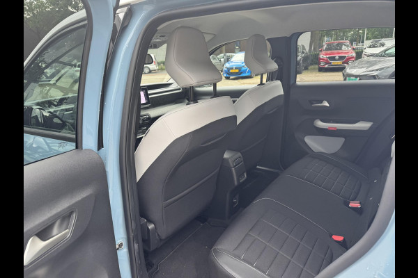 Citroën ë-C3 Max 113pk 44 kWh VAN: 24.900,- VOOR: 21.877,- UW WKVOORDEEL: 3.023,- | 4.500 KM!! UNIEKE KM STAND  | 3-FASE LADER | NAVIGATIE | CAMERA | FABRIEKSGARANTIE TOT 02-2027 | BTW VERREKENBAAR |