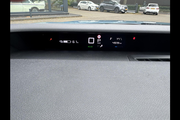 Citroën ë-C3 Max 113pk 44 kWh VAN: 24.900,- VOOR: 21.877,- UW WKVOORDEEL: 3.023,- | 4.500 KM!! UNIEKE KM STAND  | 3-FASE LADER | NAVIGATIE | CAMERA | FABRIEKSGARANTIE TOT 02-2027 | BTW VERREKENBAAR |