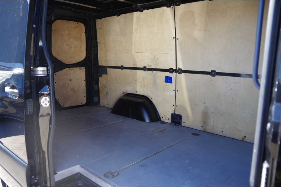 Mercedes-Benz Sprinter 316 2.2 CDI L2H1 AUT. LED, 3.5T TREKHAAK, LEDER, CAMERA, CRUISE, CLIMA, LEDER STUURWIEL
