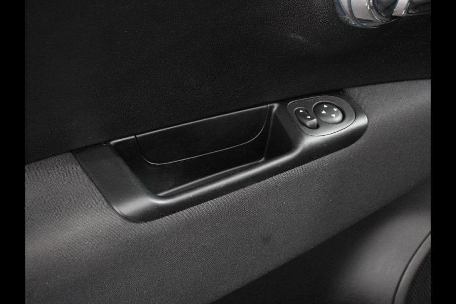 Fiat 500 1.0 Hybrid Vita Comfort Climate Control Dab Digitale Cockpit Parkeer sensoren Radio