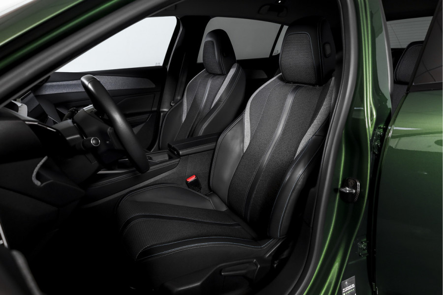 Peugeot 308 1.2 PureTech 130 PK Allure Pack Business | Dig.Cockpit | Adapt.Cruise | Stoelverwarming | 360 camera | NAV+App.Connect | Auto.Airco | LM 17" |