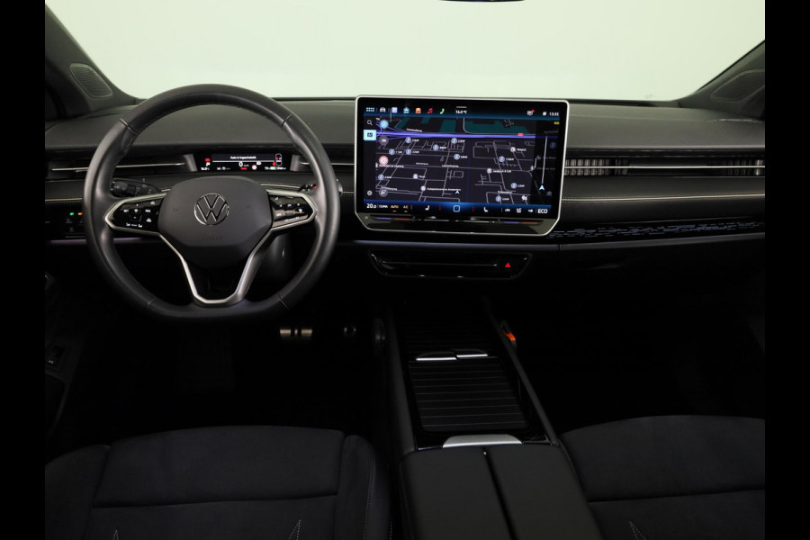 Volkswagen ID.7 Limited Edition Plus 86 kWh accu, 210 kW / 286 PK / Trekhaak / Head-up-display / Carplay / 360 cam