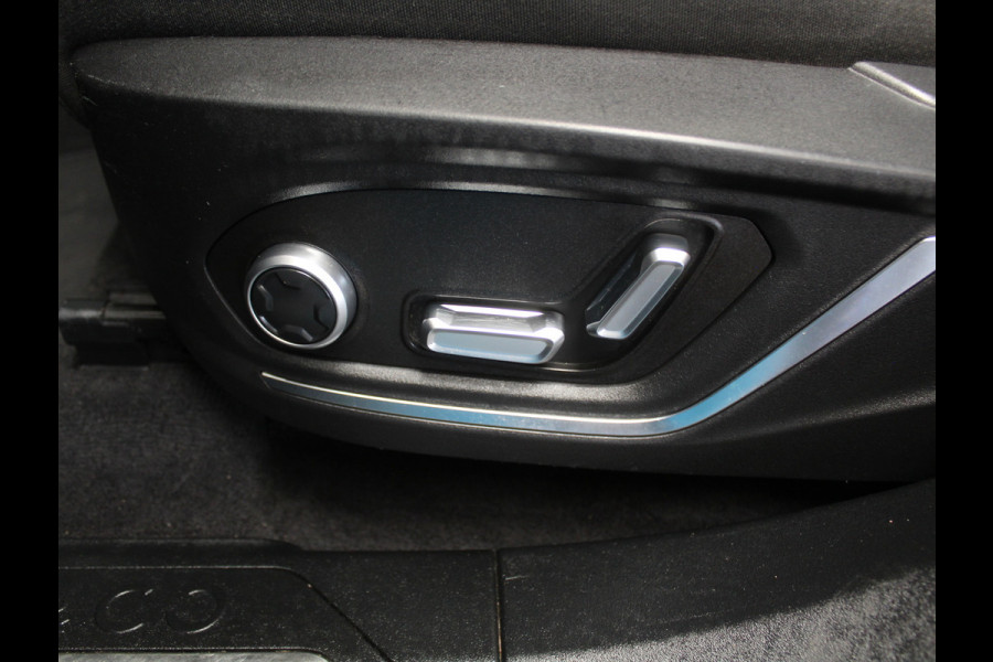 Lynk & Co 01 1.5 CLIMATE | CARPLAY | PANODAK | AFNTRHAAK | LED | DAB | 360CAMERA | NAVI | WIFI | ELEC-KLEP | LMV20 | STOELVERW