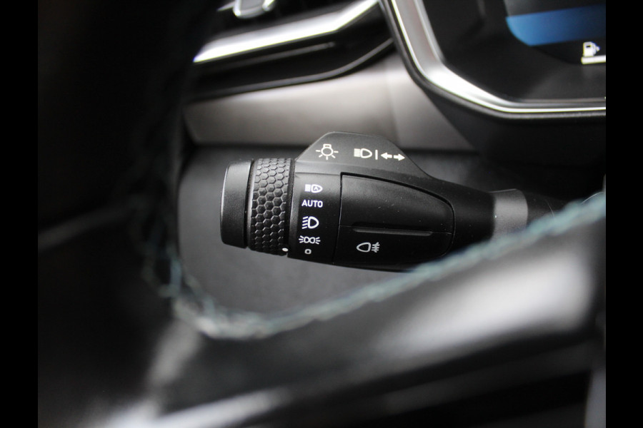 Lynk & Co 01 1.5 CLIMATE | CARPLAY | PANODAK | AFNTRHAAK | LED | DAB | 360CAMERA | NAVI | WIFI | ELEC-KLEP | LMV20 | STOELVERW