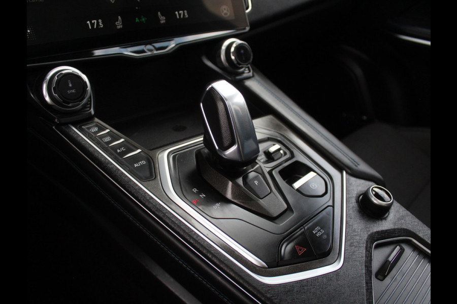 Lynk & Co 01 1.5 CLIMATE | CARPLAY | PANODAK | AFNTRHAAK | LED | DAB | 360CAMERA | NAVI | WIFI | ELEC-KLEP | LMV20 | STOELVERW