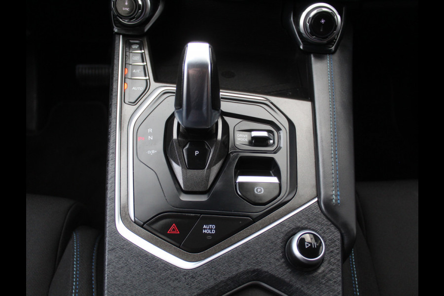 Lynk & Co 01 1.5 CLIMATE | CARPLAY | PANODAK | AFNTRHAAK | LED | DAB | 360CAMERA | NAVI | WIFI | ELEC-KLEP | LMV20 | STOELVERW