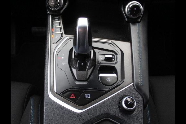 Lynk & Co 01 1.5 CLIMATE | CARPLAY | PANODAK | AFNTRHAAK | LED | DAB | 360CAMERA | NAVI | WIFI | ELEC-KLEP | LMV20 | STOELVERW