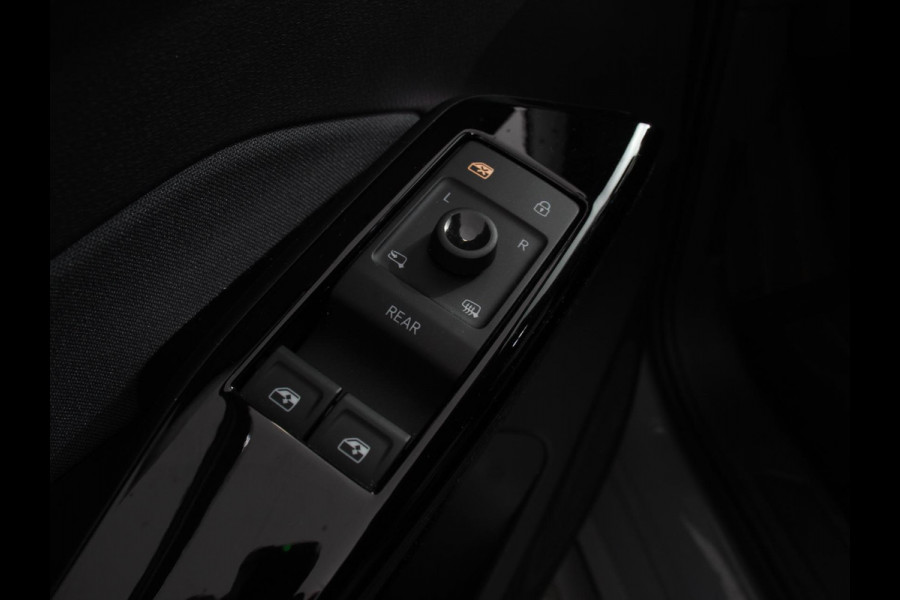Volkswagen ID.3 Pro 58 kWh Navigatie Apple Carplay Android Auto Parkeersensoren Adaptive Cruise Control Full Led Stoel- en stuurverwarming Climate Control
