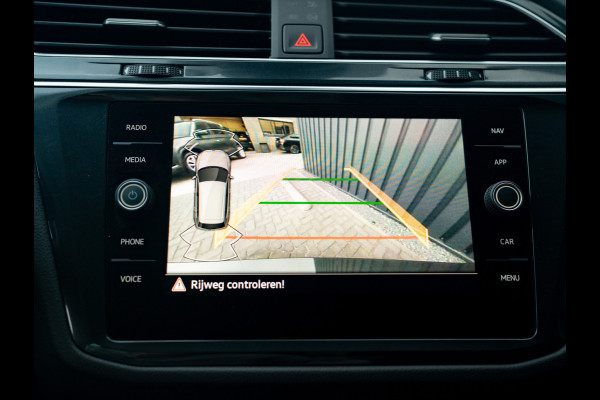 Volkswagen Tiguan 1.5 TSI Life Business | Camera | Elk. A-klep | Side Assist | Keyless | Prijs Rijklaar!!