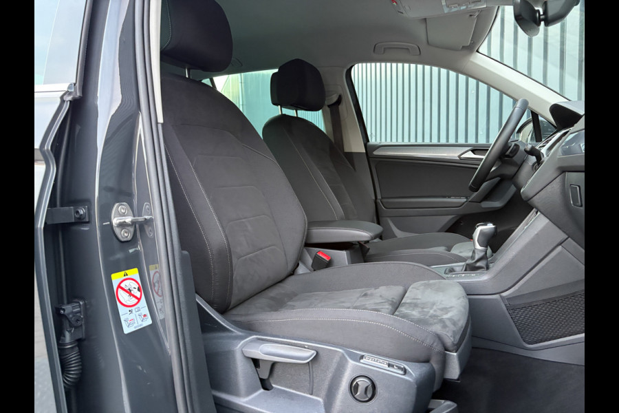 Volkswagen Tiguan 1.5 TSI Life Business | Camera | Elk. A-klep | Side Assist | Keyless | Prijs Rijklaar!!