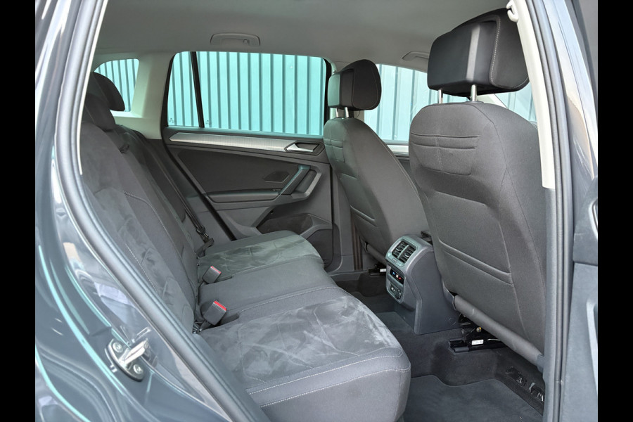 Volkswagen Tiguan 1.5 TSI Life Business | Camera | Elk. A-klep | Side Assist | Keyless | Prijs Rijklaar!!