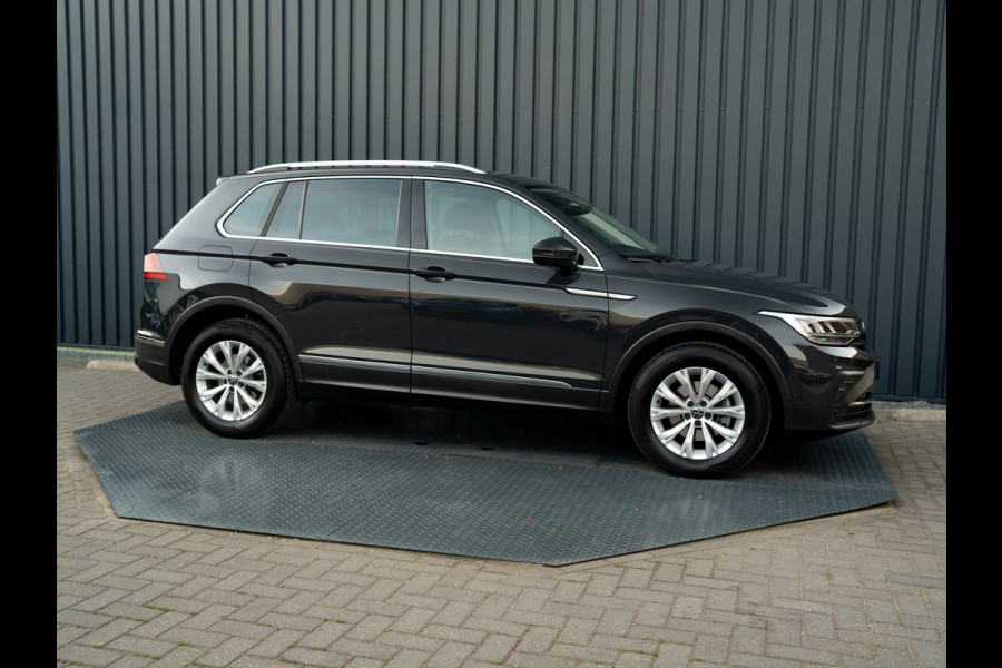 Volkswagen Tiguan 1.5 TSI Life Business | Camera | Elk. A-klep | Side Assist | Keyless | Prijs Rijklaar!!