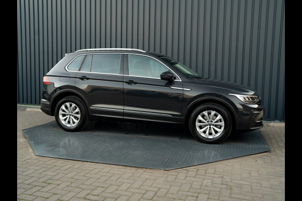 Volkswagen Tiguan 1.5 TSI Life Business | Camera | Elk. A-klep | Side Assist | Keyless | Prijs Rijklaar!!
