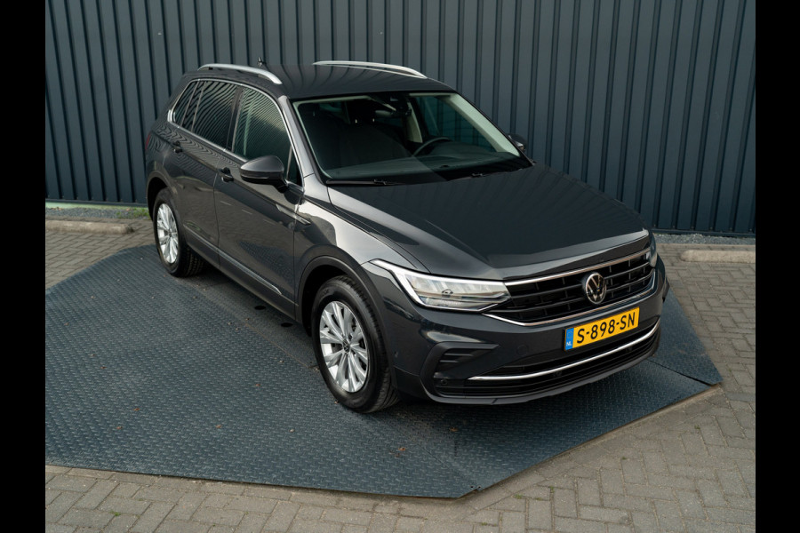 Volkswagen Tiguan 1.5 TSI Life Business | Camera | Elk. A-klep | Side Assist | Keyless | Prijs Rijklaar!!
