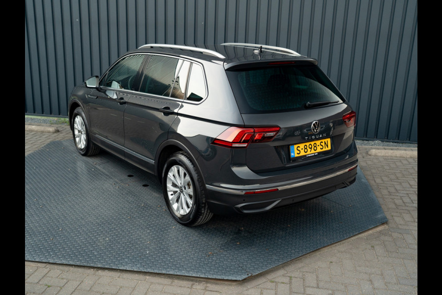 Volkswagen Tiguan 1.5 TSI Life Business | Camera | Elk. A-klep | Side Assist | Keyless | Prijs Rijklaar!!