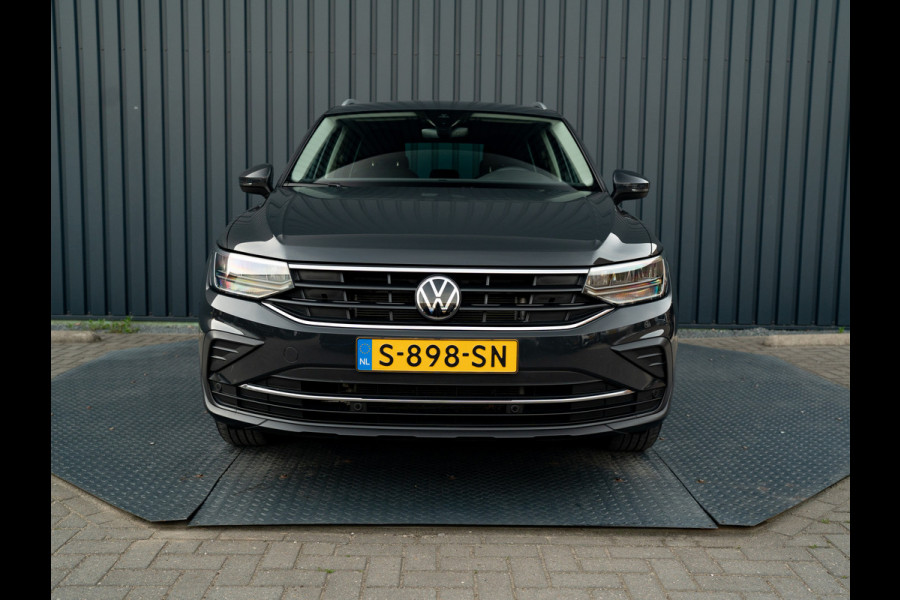 Volkswagen Tiguan 1.5 TSI Life Business | Camera | Elk. A-klep | Side Assist | Keyless | Prijs Rijklaar!!