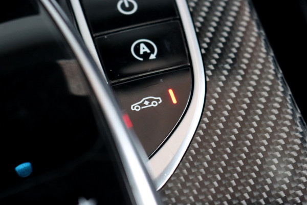 Mercedes-Benz GLC AMG 43 4MATIC | Luchtvering | Distronic+ | Carbon | Memory | Burmester | Panoramadak | HUD | Trekhaak | Nightpakket | Leder | Surround Camera | Keyless Go |