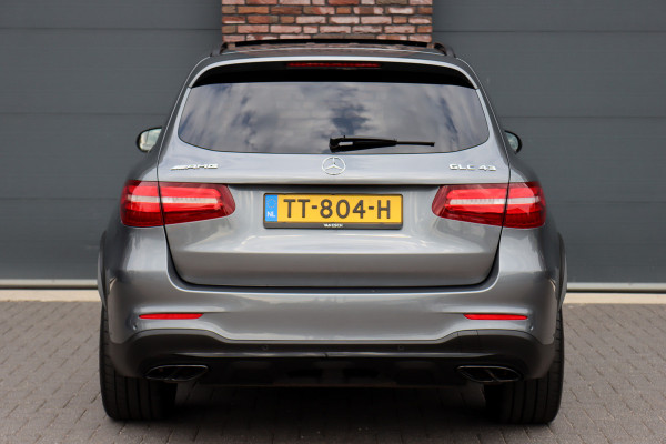 Mercedes-Benz GLC AMG 43 4MATIC | Luchtvering | Distronic+ | Carbon | Memory | Burmester | Panoramadak | HUD | Trekhaak | Nightpakket | Leder | Surround Camera | Keyless Go |