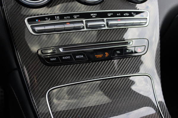 Mercedes-Benz GLC AMG 43 4MATIC | Luchtvering | Distronic+ | Carbon | Memory | Burmester | Panoramadak | HUD | Trekhaak | Nightpakket | Leder | Surround Camera | Keyless Go |