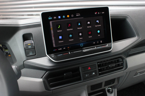 Volkswagen Crafter 2.0 TDI L3H3 Highline LED / XENON / APPLE CARPLAY / NAVIGATIE / DSG / FULL BLACK / 140PK / AUTOMAAT / NEW MODEL