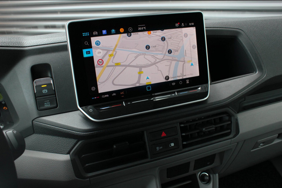 Volkswagen Crafter 2.0 TDI L3H3 Highline LED / XENON / APPLE CARPLAY / NAVIGATIE / DSG / FULL BLACK / 140PK / AUTOMAAT / NEW MODEL
