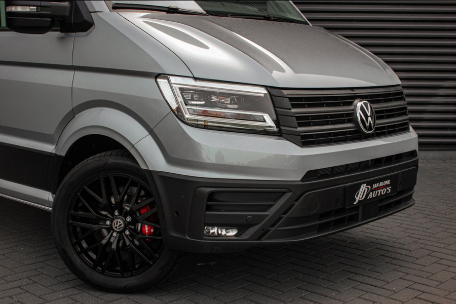 Volkswagen Crafter 2.0 TDI L3H3 Highline LED / XENON / APPLE CARPLAY / NAVIGATIE / DSG / FULL BLACK / 140PK / AUTOMAAT / NEW MODEL