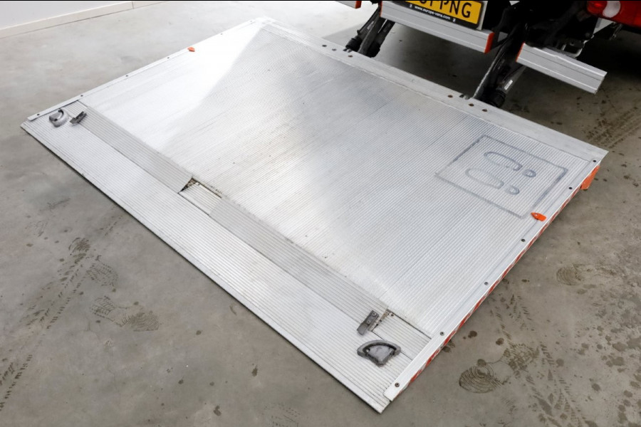 Opel Movano 2.2D 140pk Bakwagen met laadklep 1.060kg laadvermogen 06-2024