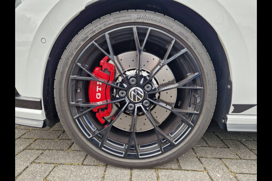 Volkswagen Golf 8.5 2.0 TSI GTI Clubsport /Akrapovic /FULL Options