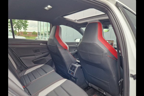 Volkswagen Golf 8.5 2.0 TSI GTI Clubsport /Akrapovic /FULL Options