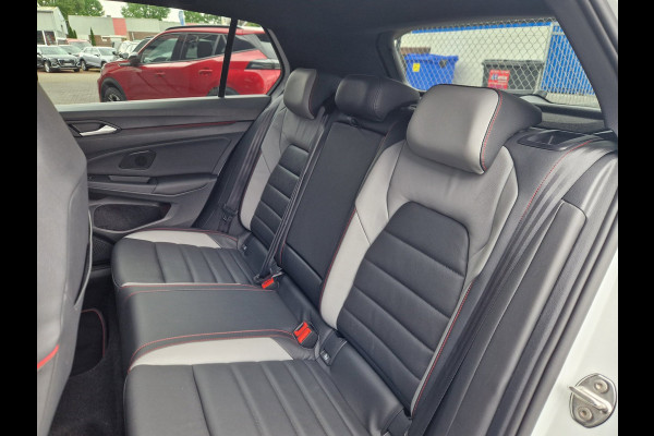 Volkswagen Golf 8.5 2.0 TSI GTI Clubsport /Akrapovic /FULL Options