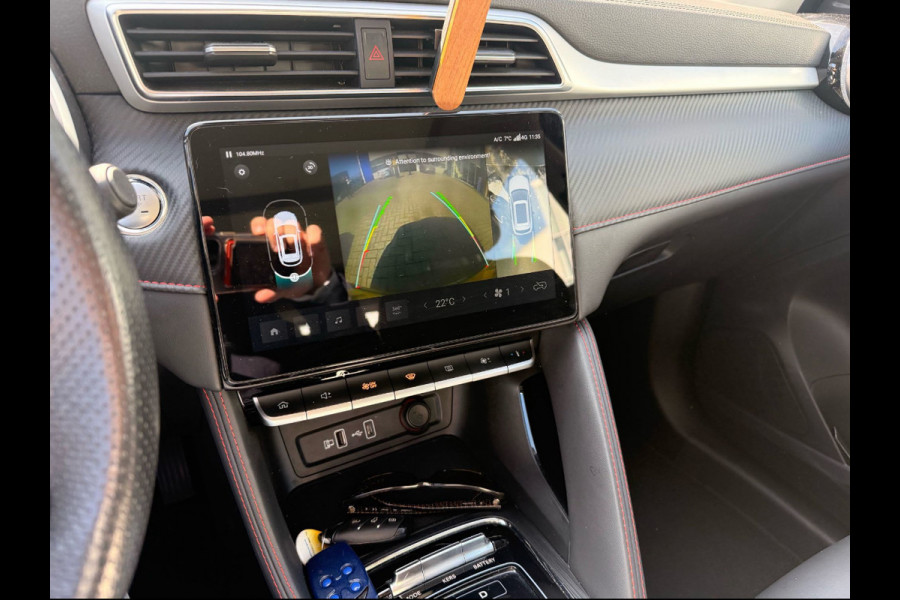 MG Mg zs ev EV Long Range Luxury 70 kWh / Panoramadak / Camera / Leder / CarPlay / Keyless / 17'' / Stoelverwarming / Dodehoek / DAB / ACC