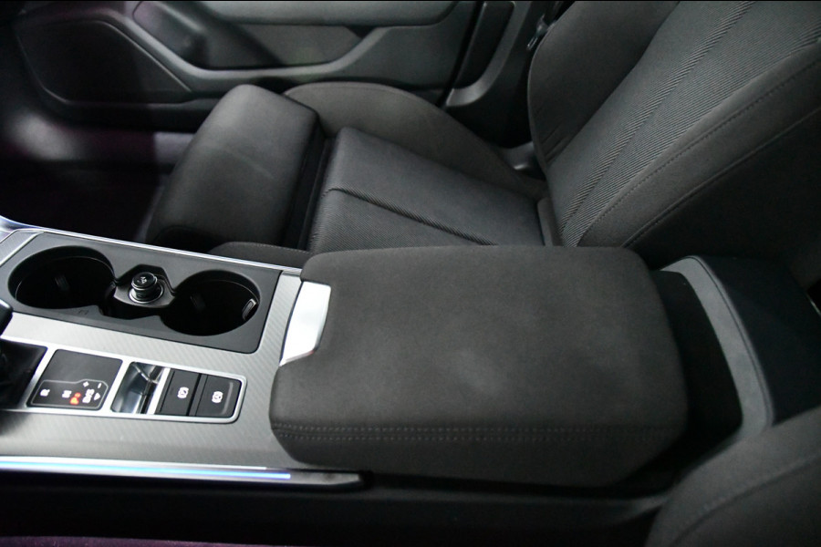 Audi A6 Avant 50 TFSIe quattro S-line, Pano, HUD, Full options
