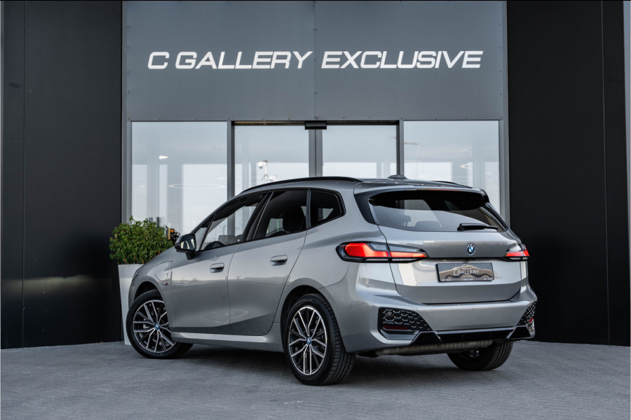 BMW 2 Serie Active Tourer 225e xDrive - M Sport | Panorama | 360 Camera | Stoelverwarming