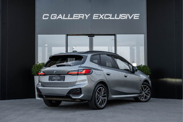 BMW 2 Serie Active Tourer 225e xDrive - M Sport | Panorama | 360 Camera | Stoelverwarming