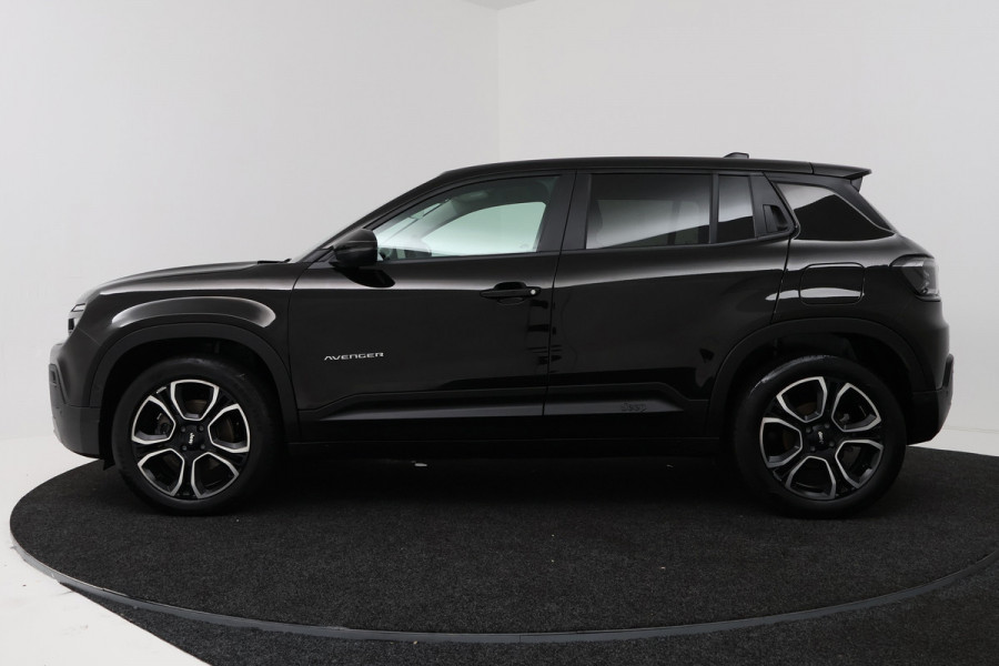 Jeep Avenger Summit 54 kWh (PARKEERSENSOREN, CRUISE CONTROL ADAPTIEF, CAMERA, NAVIGATIE)
