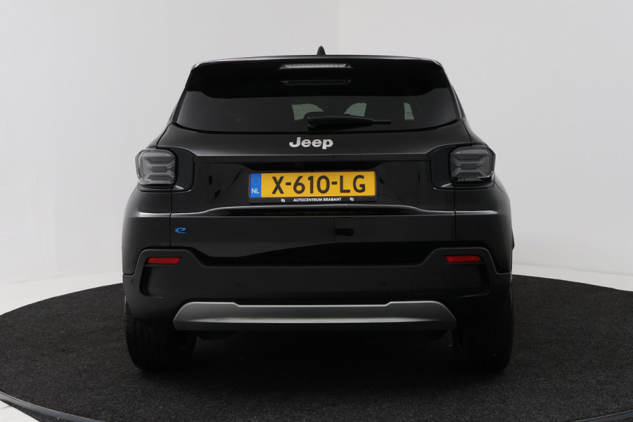 Jeep Avenger Summit 54 kWh (PARKEERSENSOREN, CRUISE CONTROL ADAPTIEF, CAMERA, NAVIGATIE)