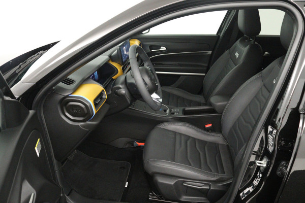 Jeep Avenger Summit 54 kWh (PARKEERSENSOREN, CRUISE CONTROL ADAPTIEF, CAMERA, NAVIGATIE)