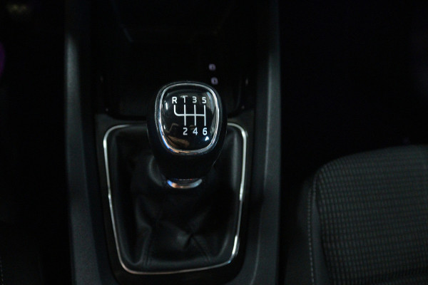 Škoda Octavia Combi 1.0 TSI Business Edition (SFEERVERLICHTING, DIGITALE COCKPIT, NAVIGATIE, SENSOREN)