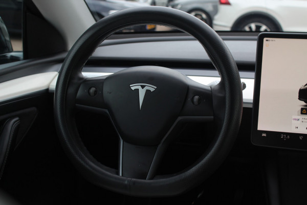 Tesla Model 3 Long Range AWD 75 kWh / Autopilot / Panoramadak / Camera / Premium Audio / 19'' / Leder / Stoel+Stuurverwarming / ACC