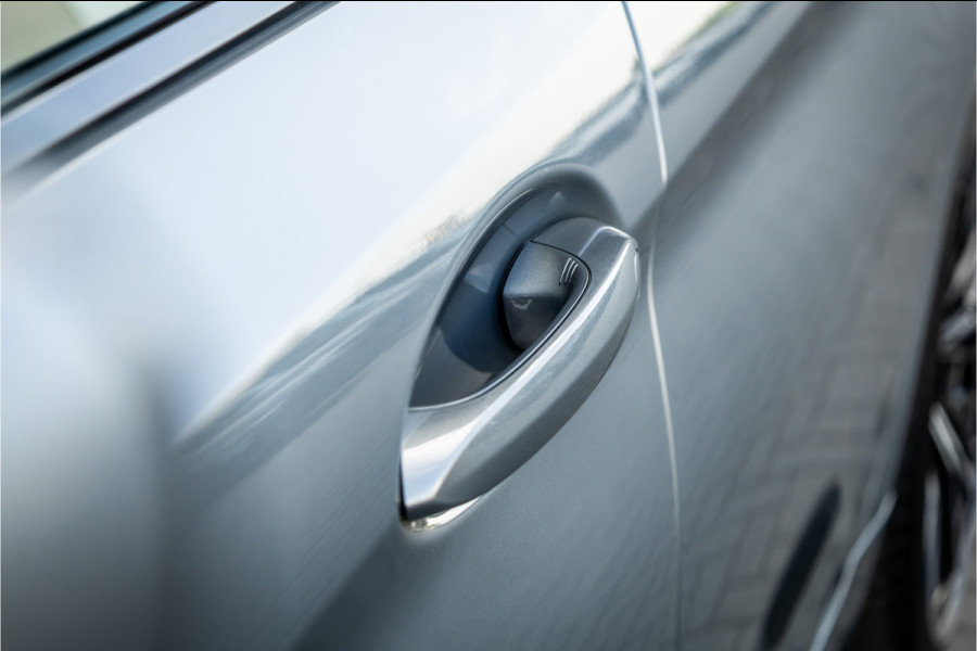 BMW 5 Serie Touring 530e Business Edition Plus - M Sport | Panorama | H&K | Laser | Keyless