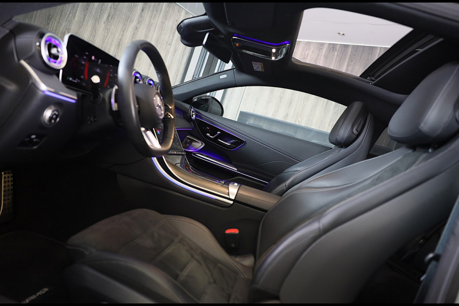Mercedes-Benz CLE Coupé 300 e AMG 53 Look / Head Up / 360 Camera / Acc / Lane Assist / Dode Hoek / Elek Stoelen / Memory / Pano