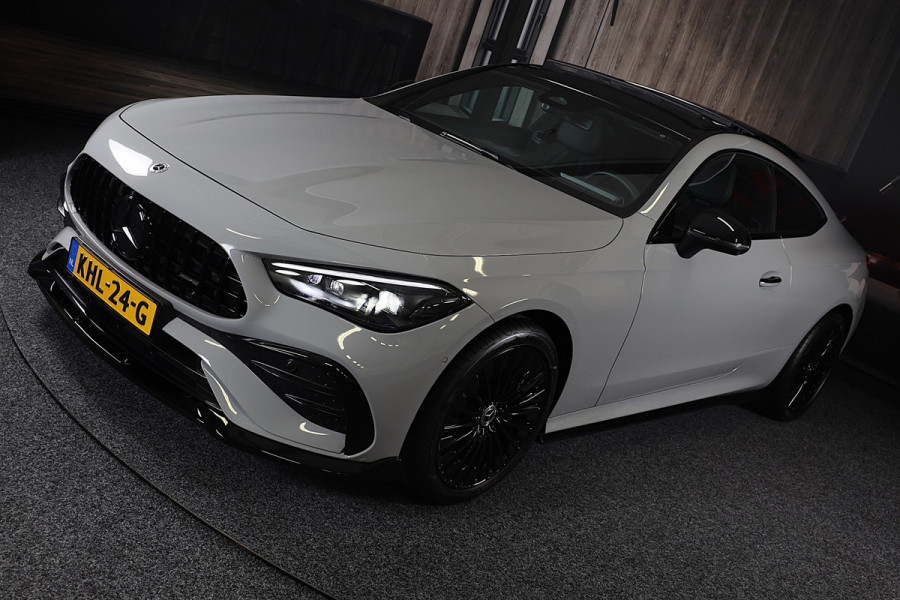 Mercedes-Benz CLE Coupé 300 e AMG 53 Look / Head Up / 360 Camera / Acc / Lane Assist / Dode Hoek / Elek Stoelen / Memory / Pano