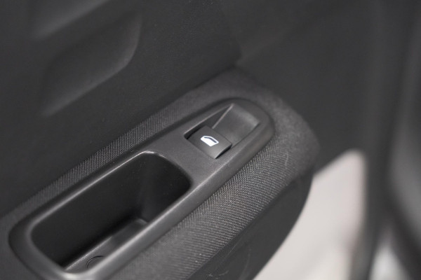 Citroën C3 PureTech 110 Shine | Camera | Navigatie | Apple CarPlay