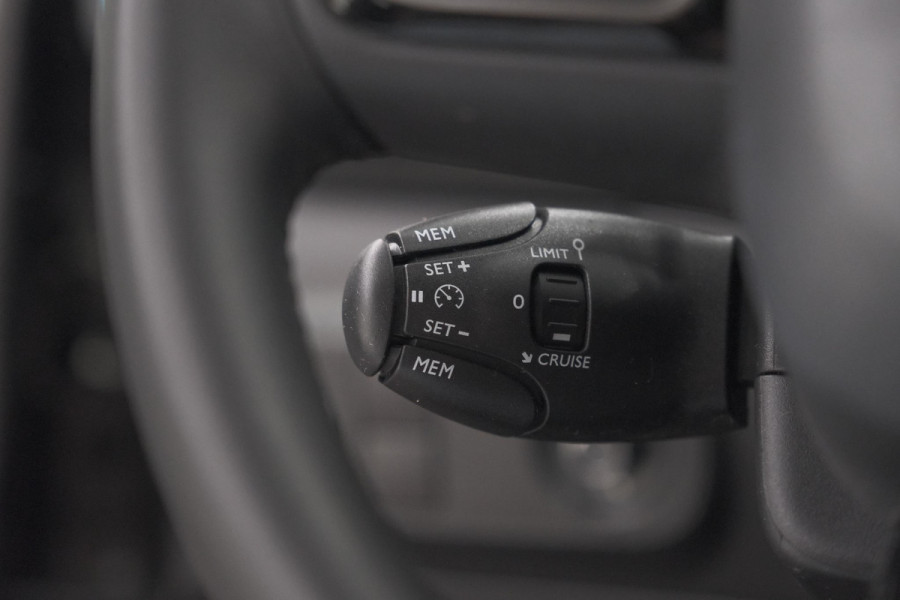 Citroën C3 PureTech 110 Shine | Camera | Navigatie | Apple CarPlay